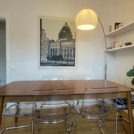 Uccle: Superbe Situe A La Perfection Apartment