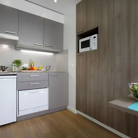 Citadines Toison D'or