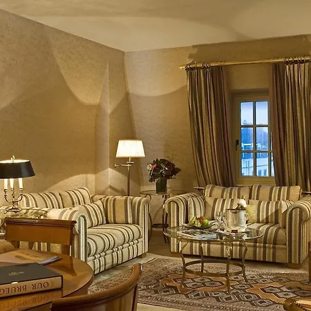 Warwick Grand-place 4*