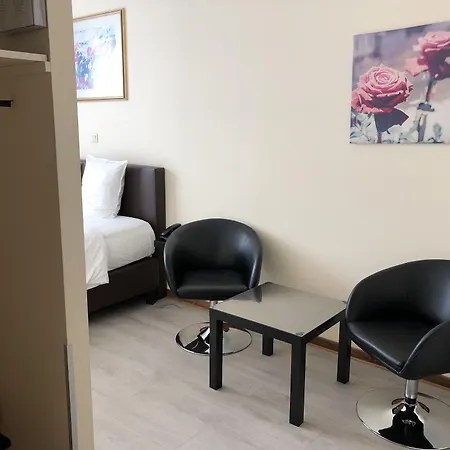 Slina Hotel