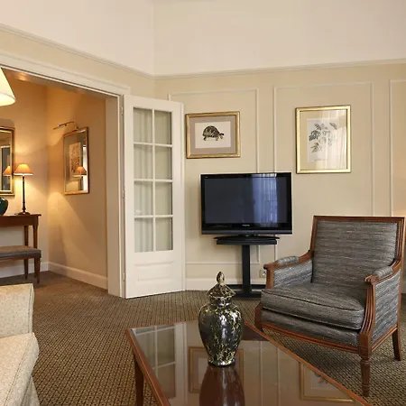 Hotel Le Plaza 5*