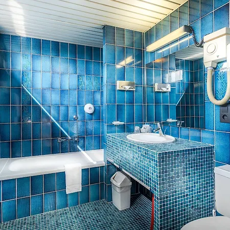 Hotel 322 Lambermont 3*