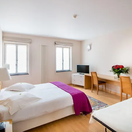 Au Repos Des Chasseurs Otel Brüksel