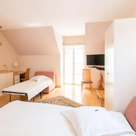 Au Repos Des Chasseurs Hotel