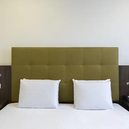 Hotel Chambord 3*