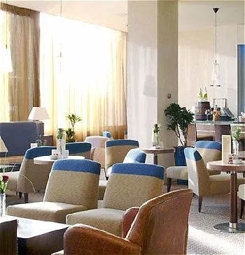 Crowne Plaza Europa ホテル