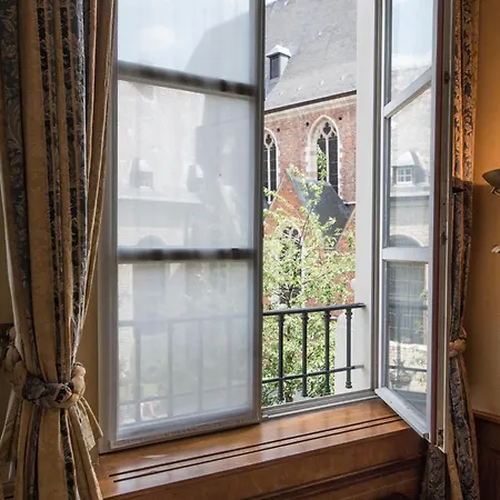 Hotel Le Dixseptieme 4*