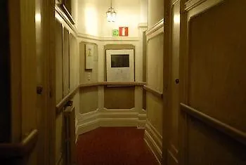 Hotel Manhattan