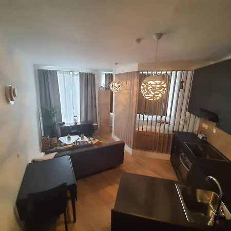 Daire Brussels City 6 *
