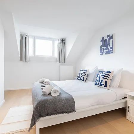 Sweett - Moliere * Brüsszel