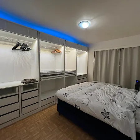 Penthouse Full Equipe Avec 3 Chambres Βρυξέλλες