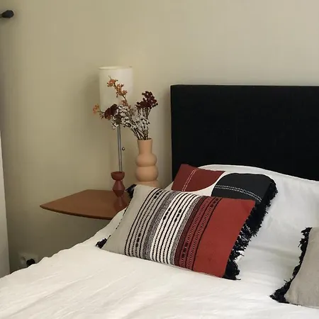 Great 3 Bedrooms/ 3 Bathrooms In The Heart Of Eu Area * Brussels