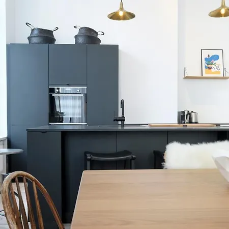 Apartamento Cosy And Modern 2 Bedrooms Flat Near Chatelain And Brugmann Bruselas