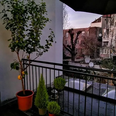 Studio Entier Moderne Et Avec Terrasse Bruxelles