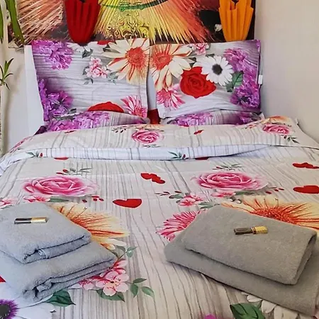 Bright Handy Studio Near Nato Apartment Brüssel