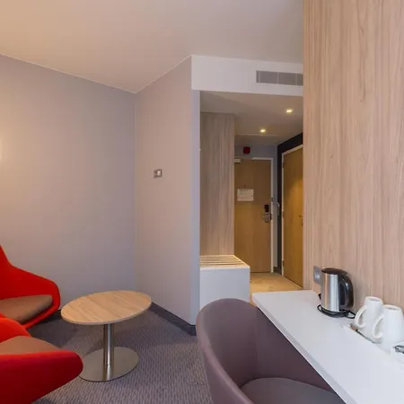 Hotel Express Brussels-grand-place By Ihg Brüssel