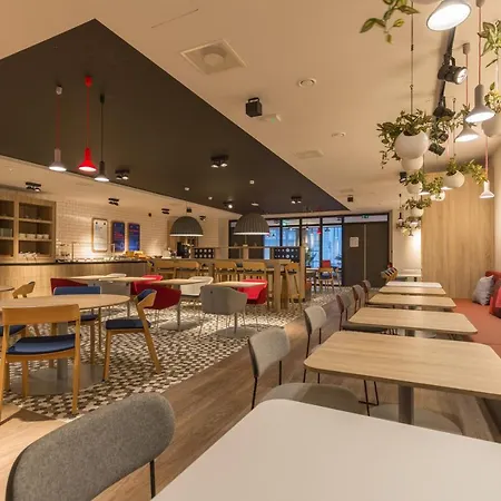 Otel Express Brussels-grand-place By Ihg 3*