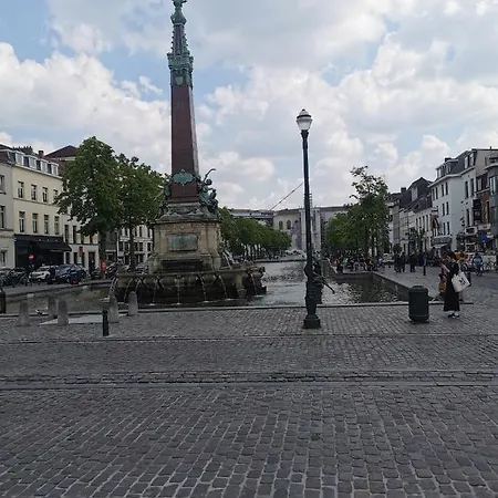 Exclusive Two-level With Private Terrace On The Canal Brussel