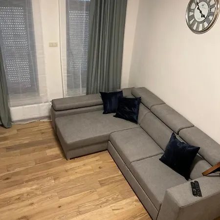 Exclusive Two-level With Private Terrace On The Canal Appartement Brussel