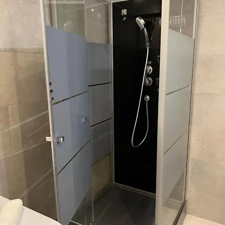 - Place Jourdan & Eu Institutions Bruxelles