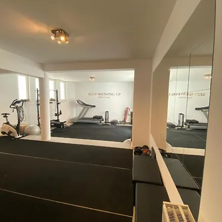 Ubytování v soukromí Chambre, Salle Sport, Grand Patio, Salle De Bain - Luxueux Appartement Idealement Localise Dans Le Centre De Bruxelles