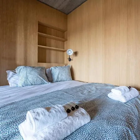 Charming Studio In Saint-Gilles Διαμέρισμα