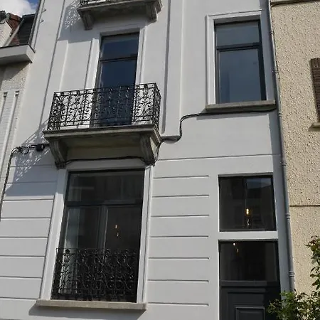 Beautiful Shared House With Garden In Brussels Villa