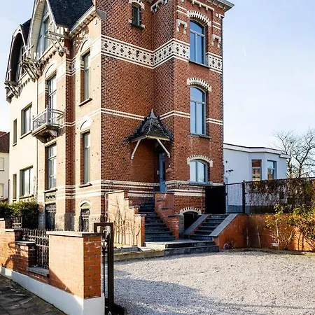 Manoir Bel Horizon Avec Grand Jardin Et Parking Privé Сasa de vacaciones