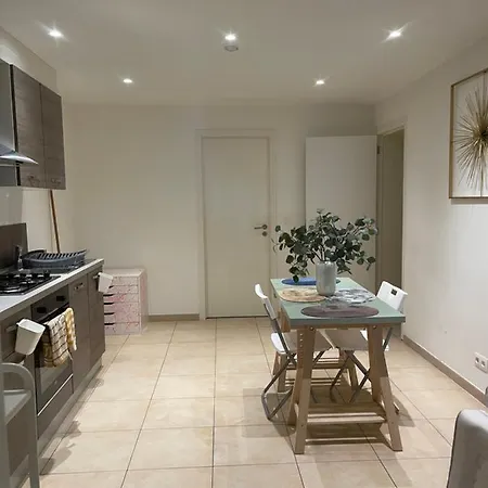 L' Ixelles Appart Appartamento *