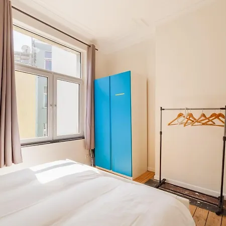 Bright 2-room In The Heart Of St Gilles Brüssel