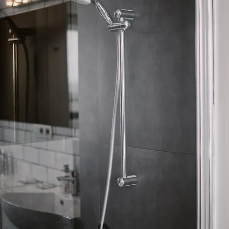 Ξενοδοχείο με διαμερίσματα Beautiful In Porte De Namur Βρυξέλλες