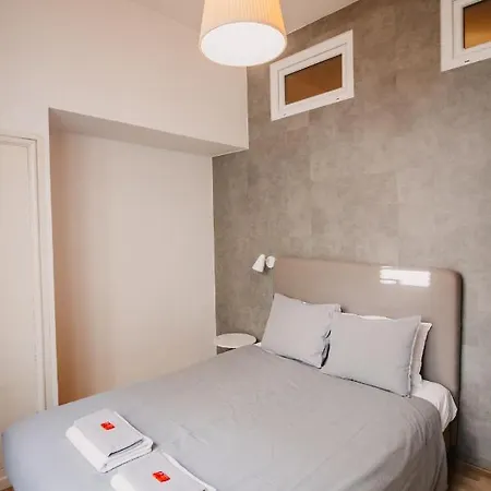 Beautiful In Porte De Namur * Bryssel