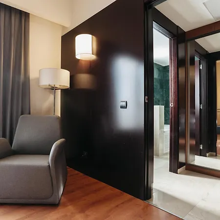 Catalonia 4*