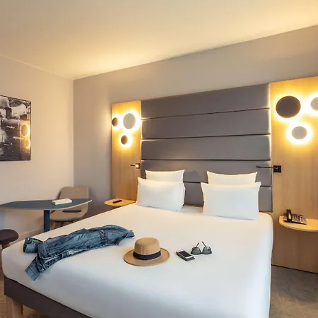 Hotel Novotel Brussels Centre Midi 4*