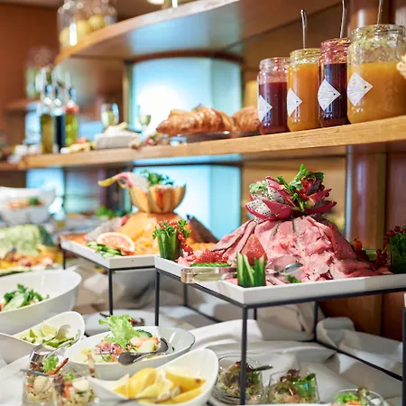Hotel Le Châtelain 5*