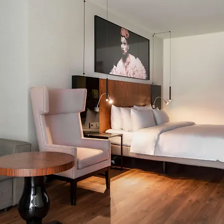 Hotel Radisson Collection Grand Place 5*