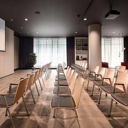 Radisson Collection Grand Place Hotel