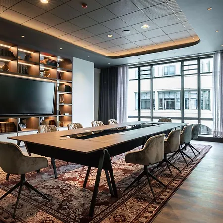 호텔 Radisson Collection Grand Place 5*
