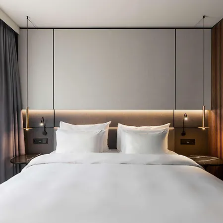 Radisson Collection Grand Place Hotel 5*
