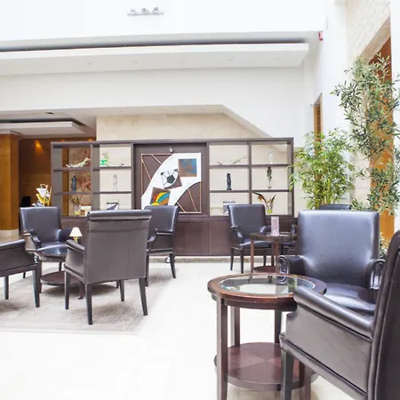 Progress Hotel