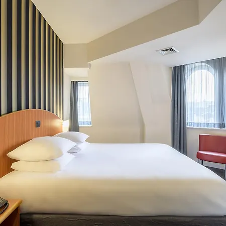 Ξενοδοχείο Aris Grand Place 3*