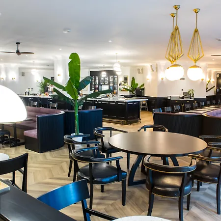 A&o Centrum Szálloda 4*