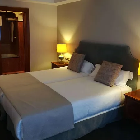 Hotel Avenue Louise Trademark Collection By Wyndham 4*