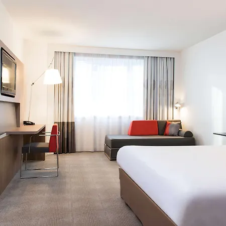 Hotel Novotel Centre 4*