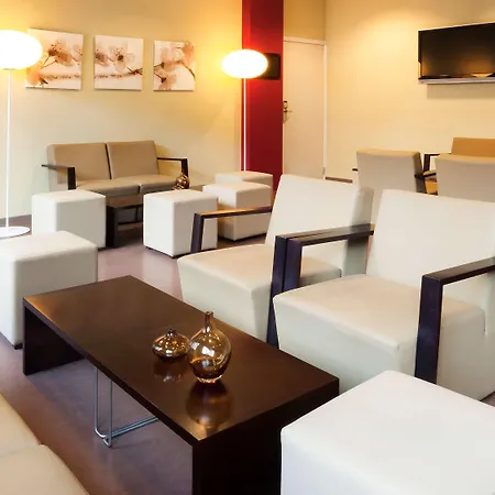 Otel Ibis Brussels Centre Gare Du Midi Saint-Gilles