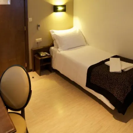 Hotel Urban Yard 3*