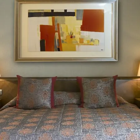 Warwick Grand-place Hotel