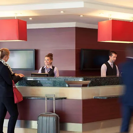 Hotel Mercure Airport