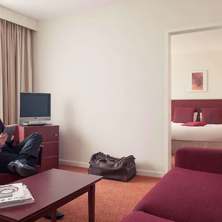 Hotel Mercure Airport