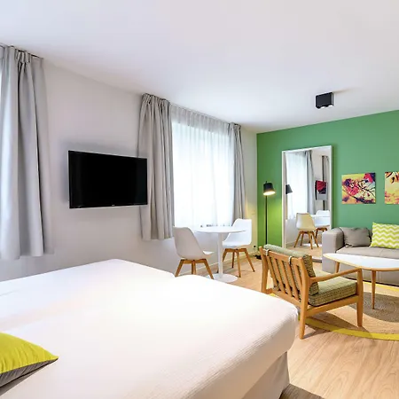 Hilton Garden Centre 4*